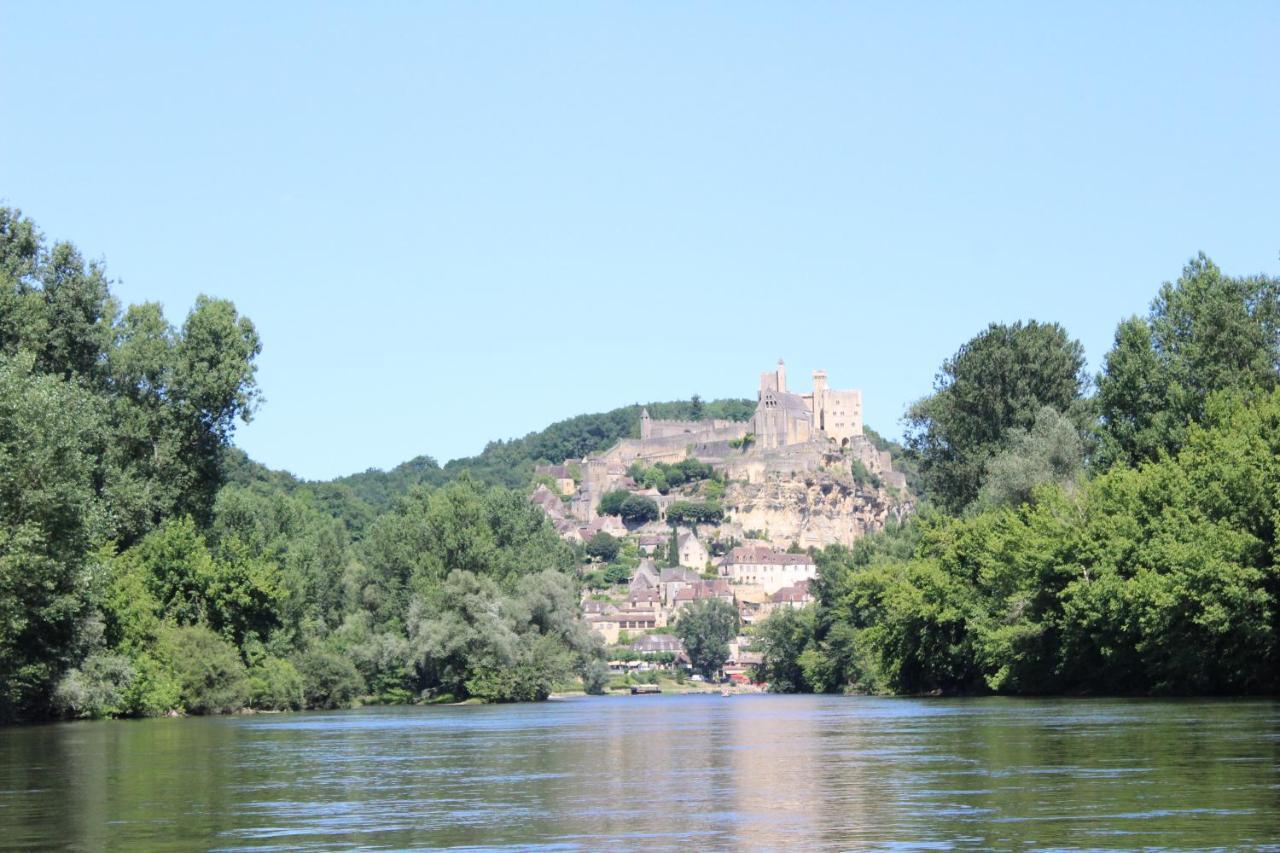 Sainte Sabine En Dordogne Castels Exterior foto