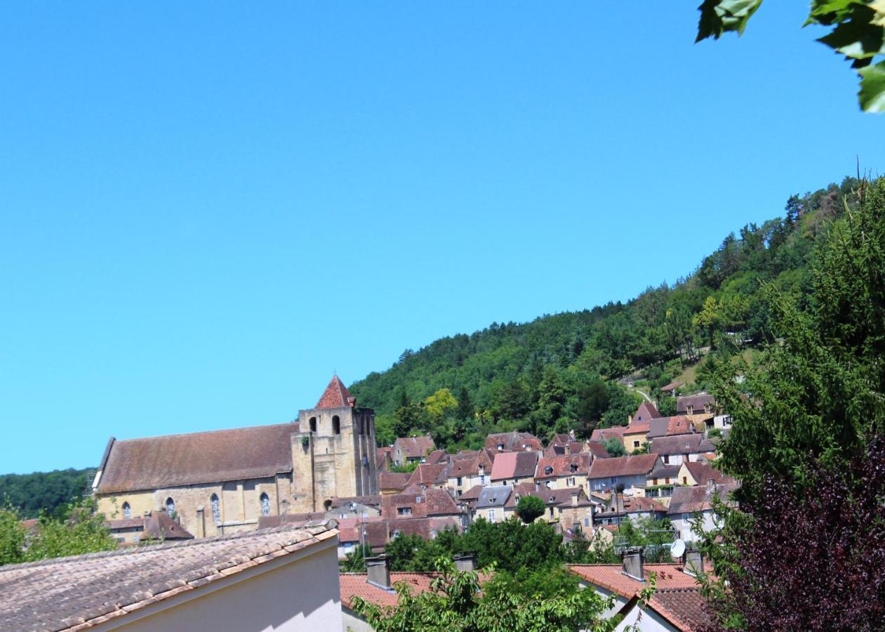 Sainte Sabine En Dordogne Castels Exterior foto