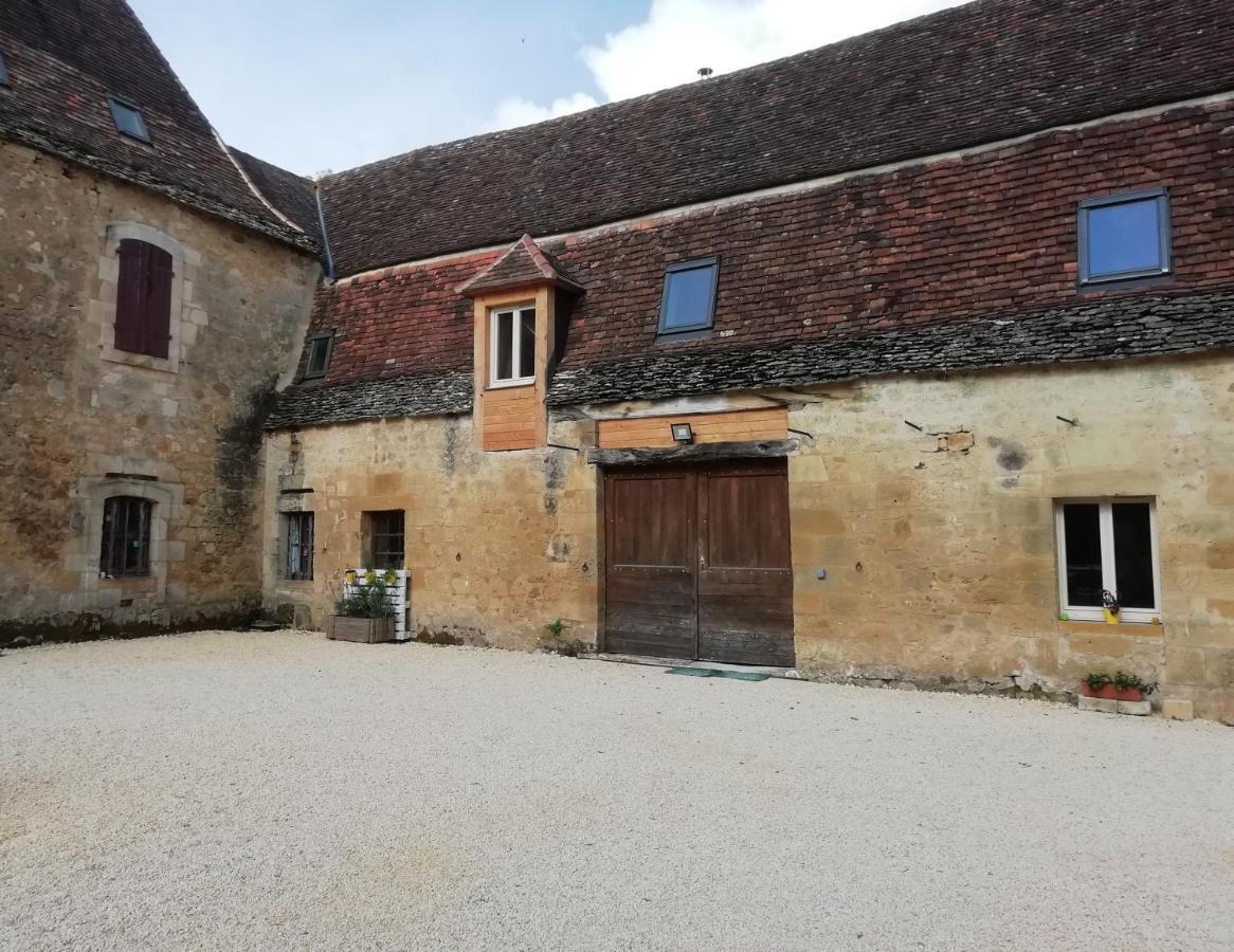 Sainte Sabine En Dordogne Castels Exterior foto